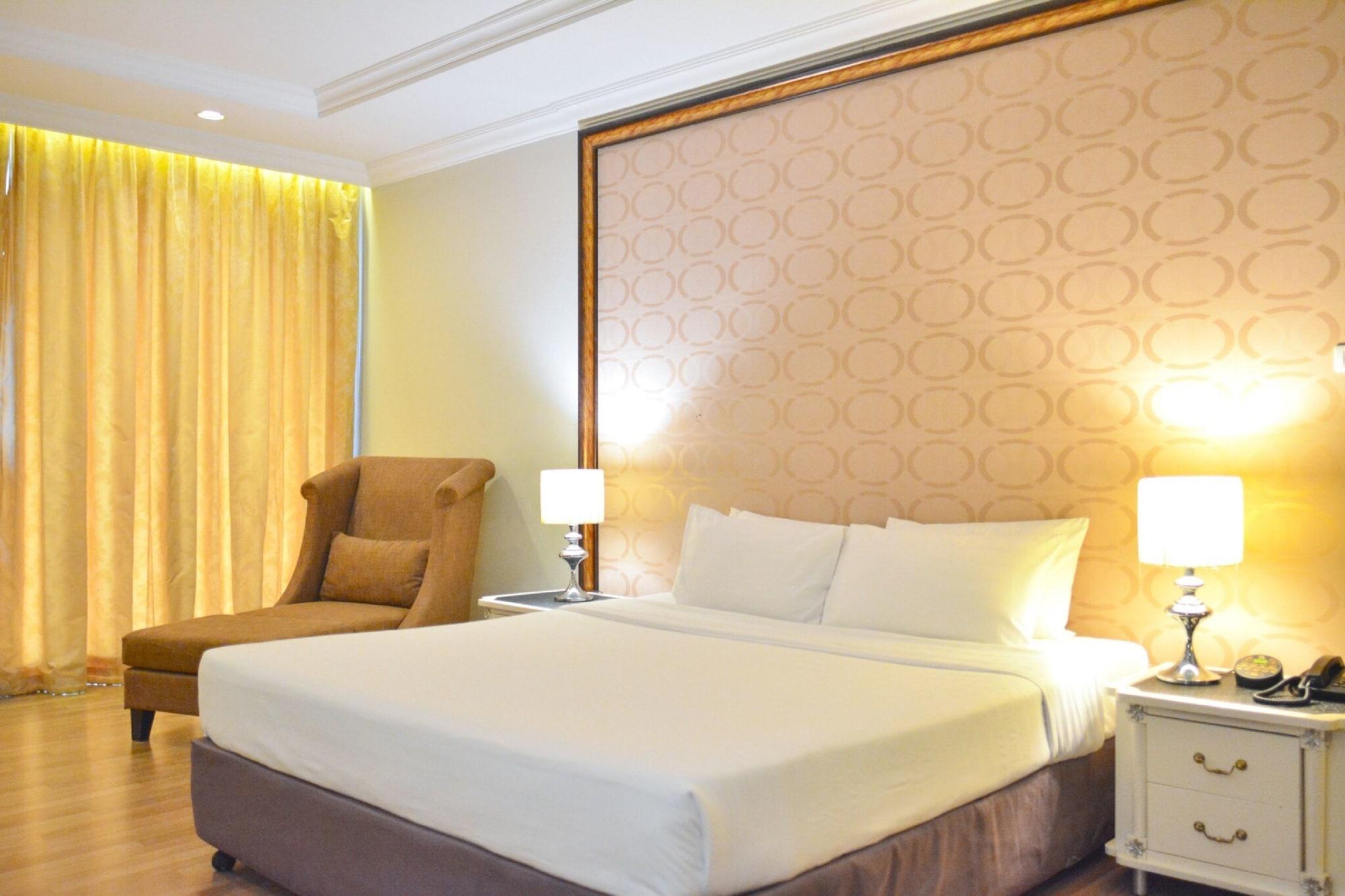 Lk Legend Hotel Pattaya Exterior photo